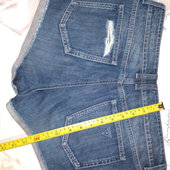 Shorts Guess - Picture 4 of 4